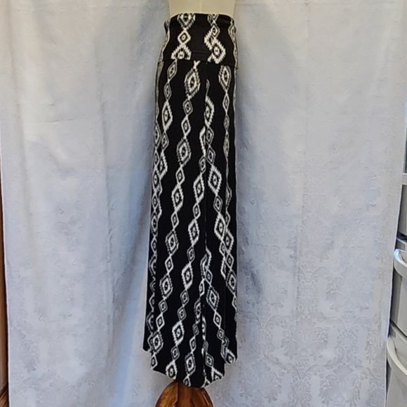 Cantata Boho/Western Maxi Skirt or Dress - Picture 2 of 11